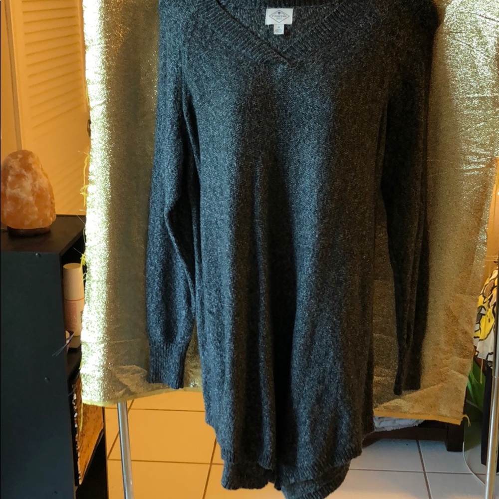 🌸Tunic sweater with asymmetrical hem